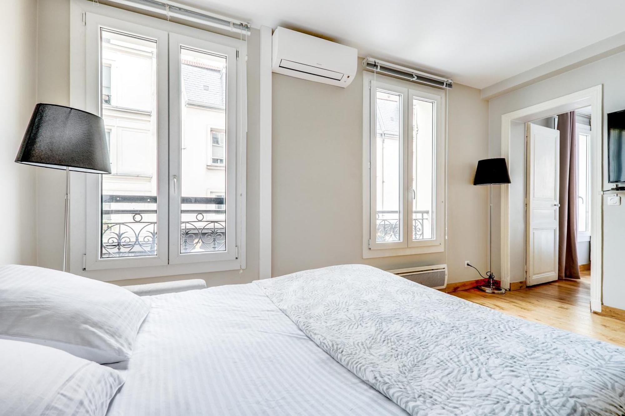 Ac & 10min From Marais L Center Of Apartamento París